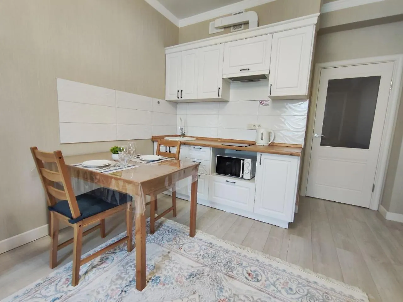 Уютные Апартаменты Gagarin Terrace Almaty